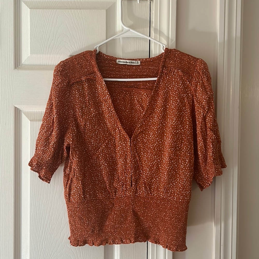Abercrombie and Fitch top
